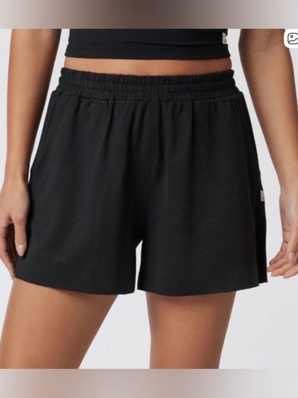 Vuori Boyfriend Shorts — Black Heather